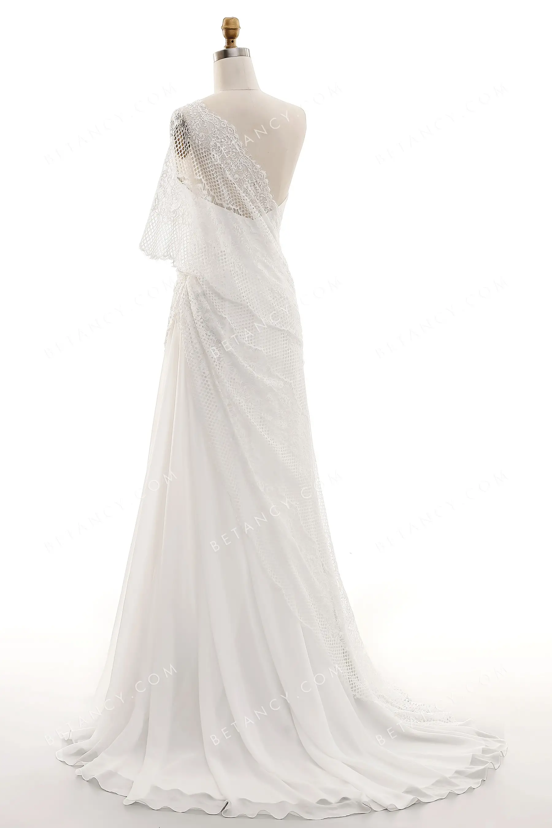 Art Deco Gowns + Jewelry || Sponsor Roundup | Deco Weddings