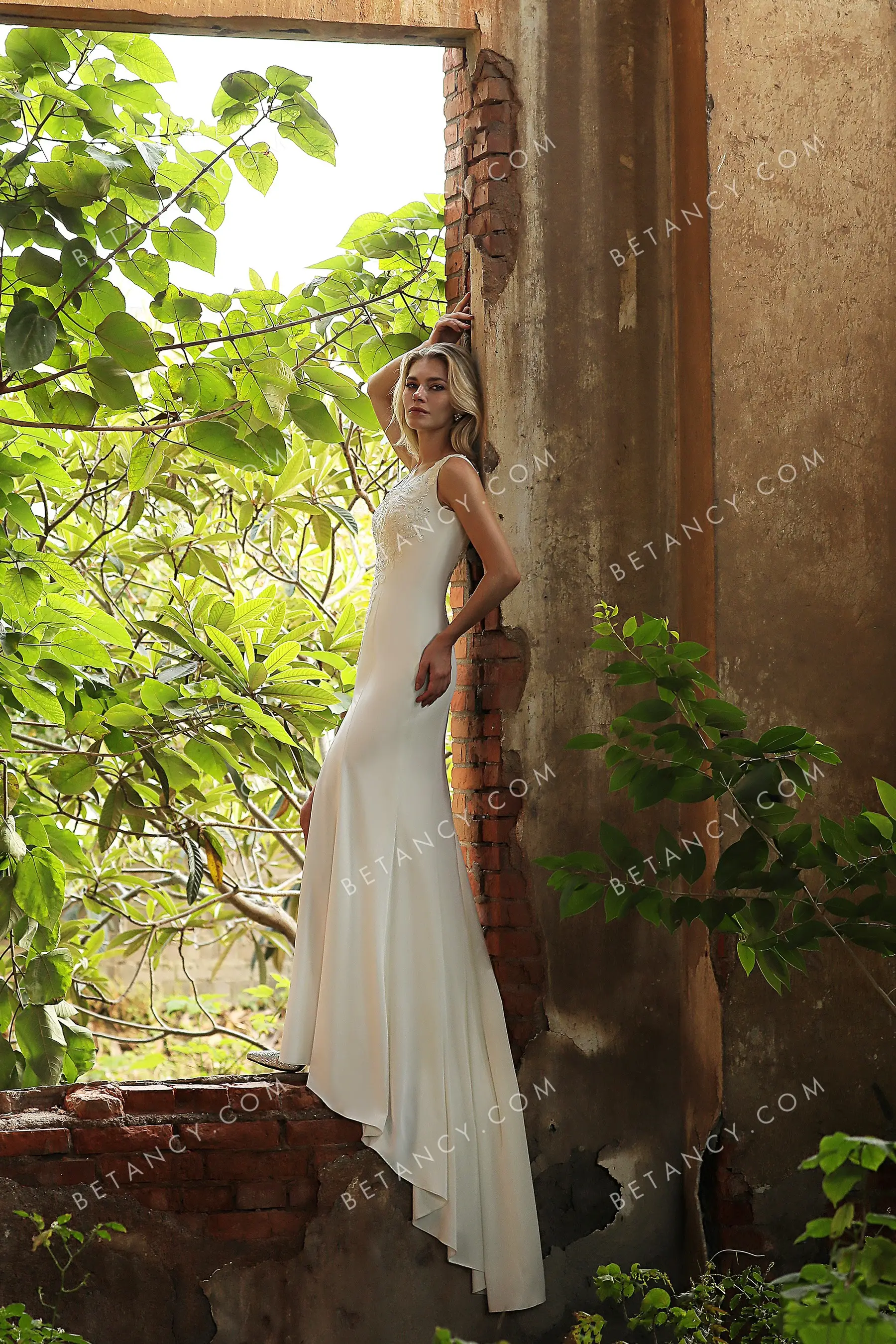 high slit wedding dress