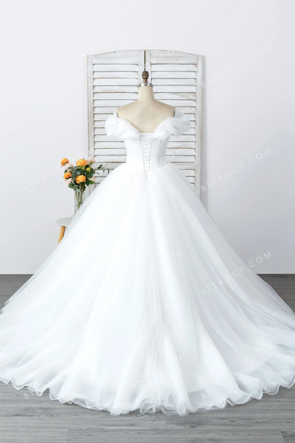 breathtaking off white bridal ball gown breathtaking off white bridal ball gown