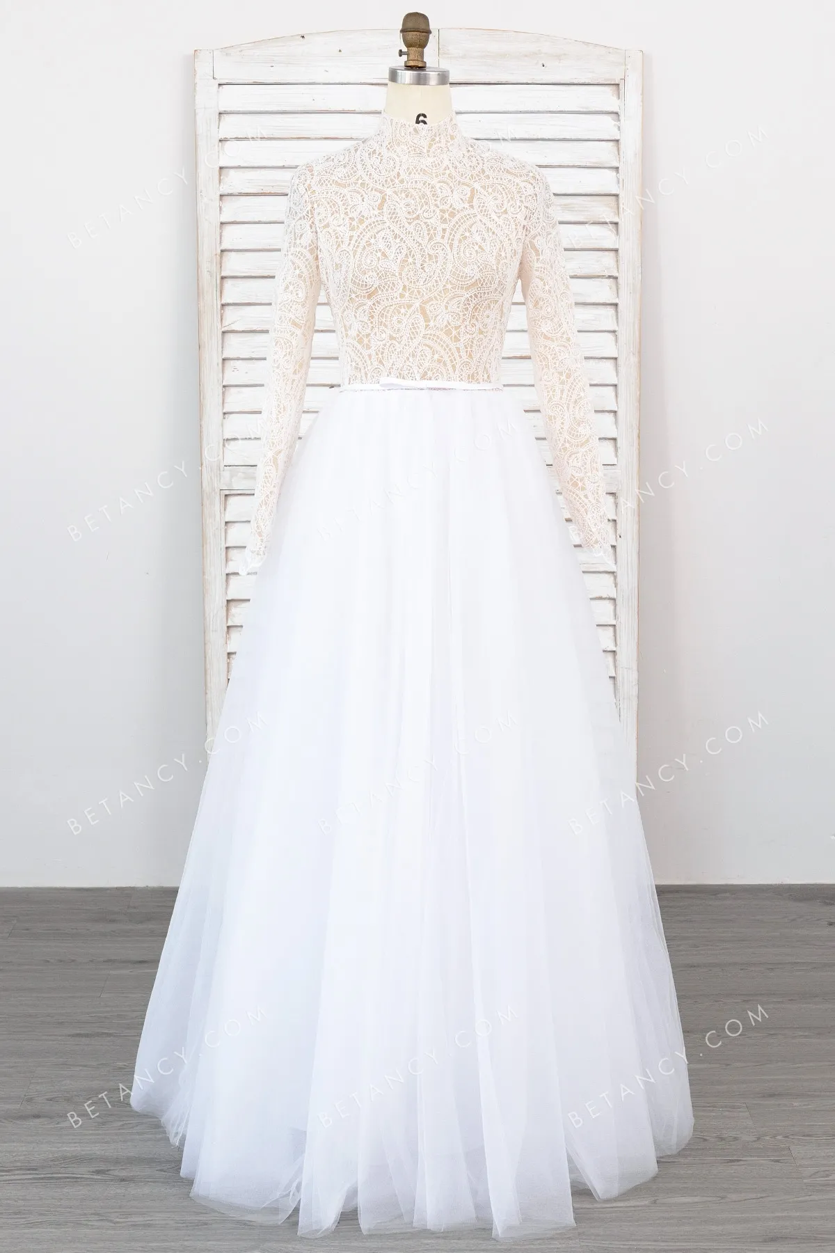 vintage inspired high neck long sleeve wedding dress vintage inspired high neck long sleeve wedding dress